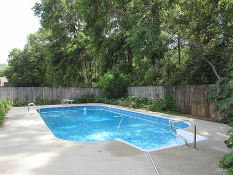 5112 Potomac Dr, Pace, FL 32571 photo 2