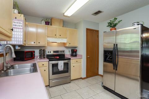 4660 Rambling Way, Pace, FL 32571 photo 9