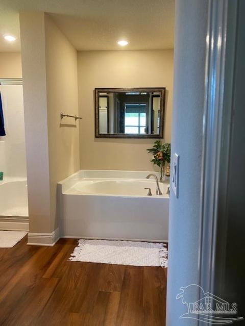 887 Jesse Dr, Cantonment, FL 32533 photo 10