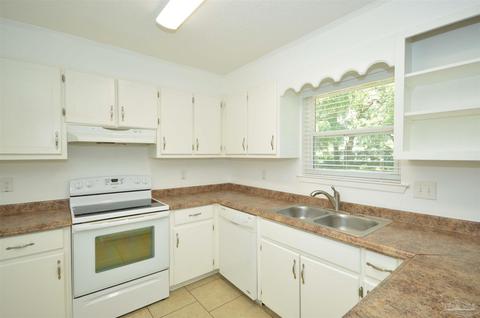 4592 Old Guernsey Rd, Pace, FL 32571 photo 11