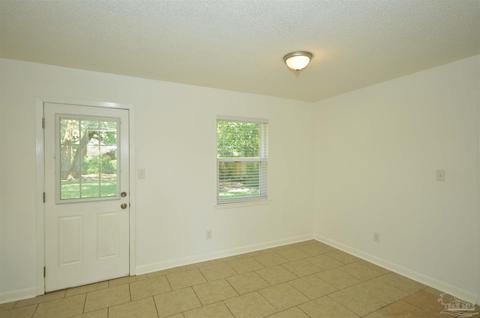 4592 Old Guernsey Rd, Pace, FL 32571 photo 17