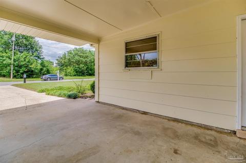 6485 Lark Ave, Milton, FL 32570 photo 5