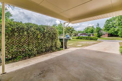 6485 Lark Ave, Milton, FL 32570 photo 6