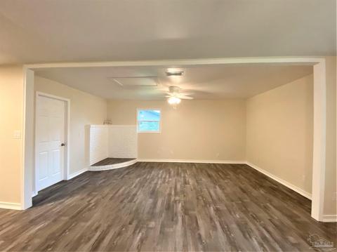 5265 Jenny Cir, Pace, FL 32571 photo 4