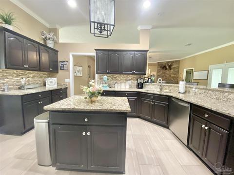 2640 Wallace Lake Rd, Pace, FL 32571 photo 9