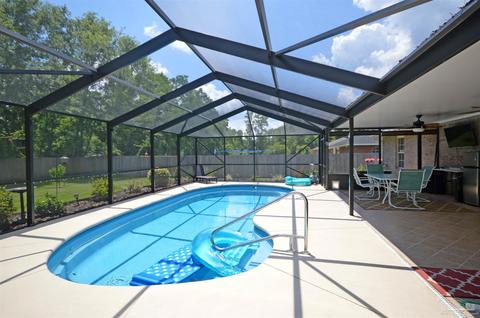 4033 Sheridan Dr, Pace, FL 32571 photo 2