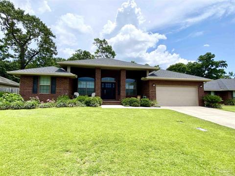 4694 Belvedere Cir, Pace, FL 32571 photo 1