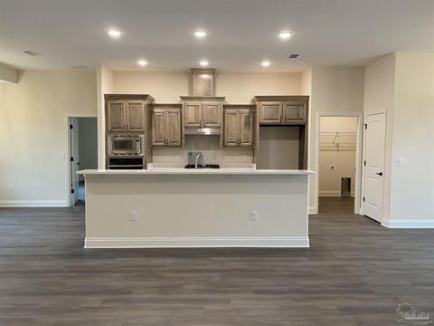 5511 Micanopy Dr, Milton, FL 32570 photo 4