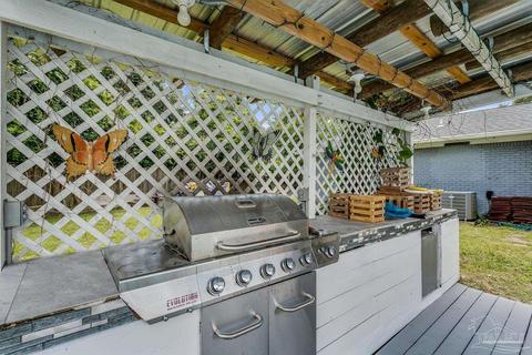 4716 Keyser Ln, Pace, FL 32571 photo 17
