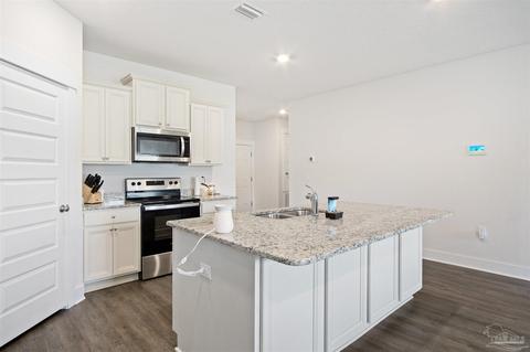 5873 Danbury Blvd, Pace, FL 32571 photo 10