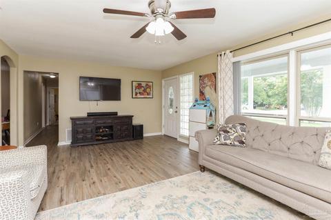 4542 Santa Villa Dr, Pace, FL 32571 photo 4