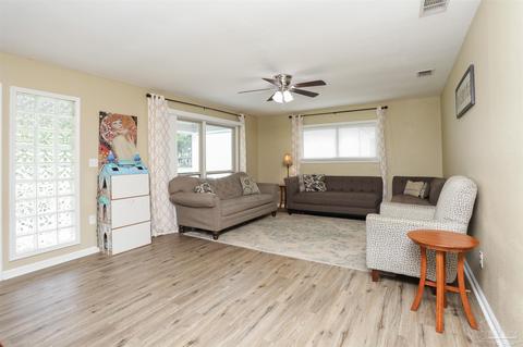 4542 Santa Villa Dr, Pace, FL 32571 photo 5