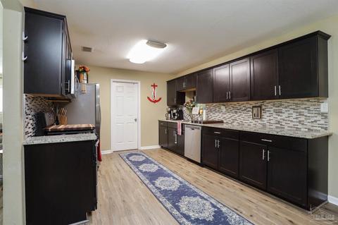 4542 Santa Villa Dr, Pace, FL 32571 photo 8