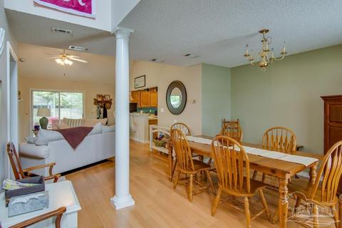 4826 Broadleaf Dr, Pace, FL 32571 photo 9