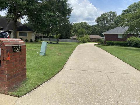 3044 Killarney Dr, Pace, FL 32571 photo 5