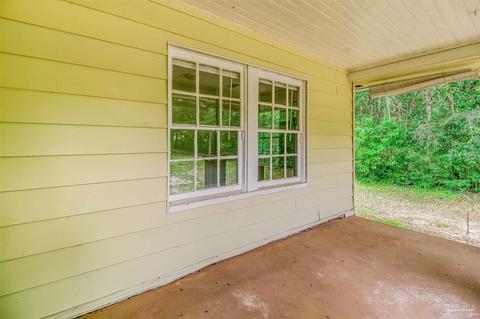 6574 Stanley Cir, Milton, FL 32570 photo 9