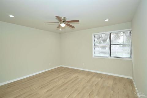 4624 Santa Rosa Dr, Pace, FL 32571 photo 21