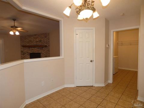 3932 Deerwood Cir, Pace, FL 32571 photo 8