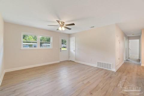 6515 Julia Dr, Milton, FL 32570 photo 2