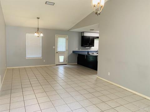 4551 Rambling Way, Pace, FL 32571 photo 2