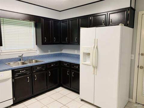 4551 Rambling Way, Pace, FL 32571 photo 8