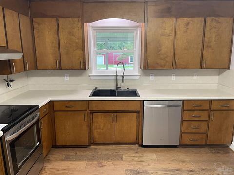 3211 Schifko Rd, Cantonment, FL 32533 photo 4