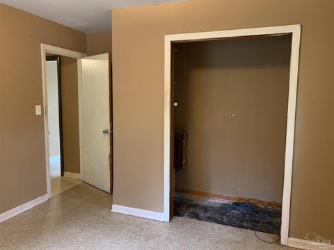 6467 Walnut St, Milton, FL 32570 photo 8