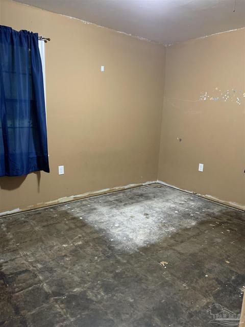 6467 Walnut St, Milton, FL 32570 photo 11