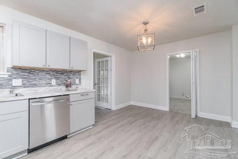 4841 Andrea Ln, Pace, FL 32571 photo 12