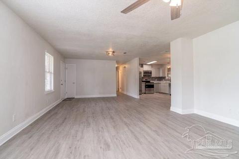 4841 Andrea Ln, Pace, FL 32571 photo 6