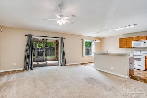 4808 Makenna Cir, Pace, FL 32571 photo 4