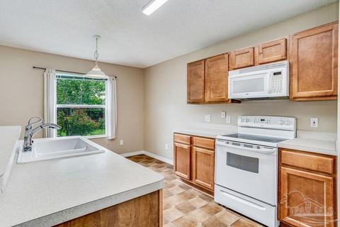 4808 Makenna Cir, Pace, FL 32571 photo 7