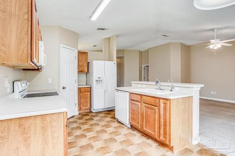 4808 Makenna Cir, Pace, FL 32571 photo 8