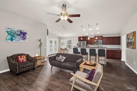 5539 Peach Dr, Pace, FL 32571 photo 3