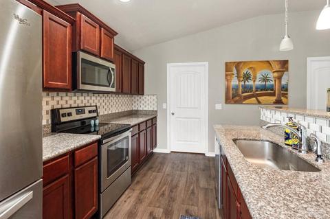 5539 Peach Dr, Pace, FL 32571 photo 8