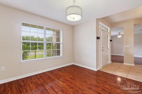 4646 Thousand Oaks Blvd, Pace, FL 32571 photo 8