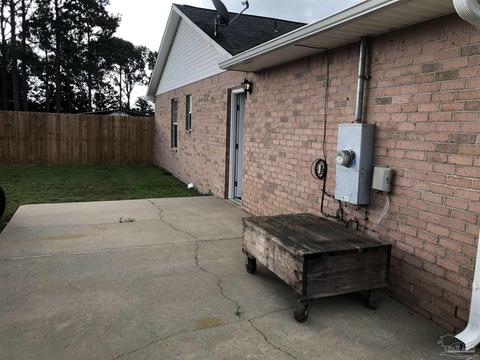7184 Wallace Dr, Pace, FL 32571 photo 3