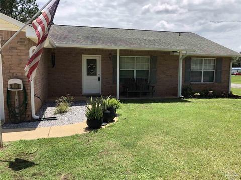 7184 Wallace Dr, Pace, FL 32571 photo 1
