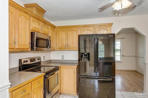 3653 Sawmill Cir, Pace, FL 32571 photo 13