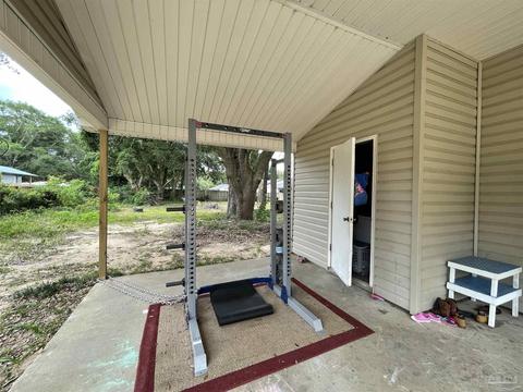 5385 Avenida De Golf, Pace, FL 32571 photo 2