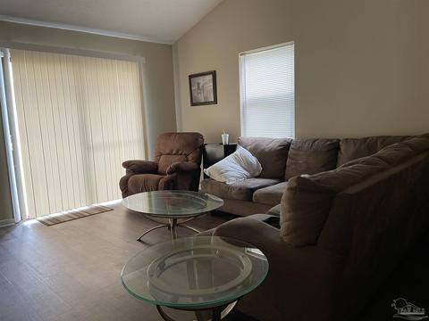 5385 Avenida De Golf, Pace, FL 32571 photo 8