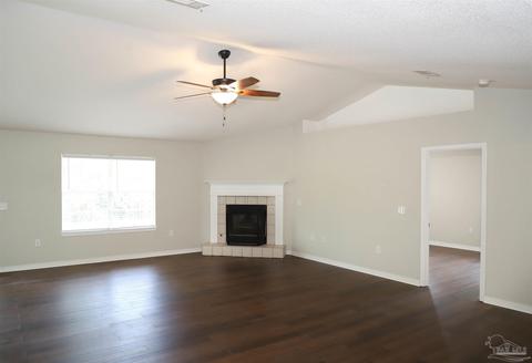 4892 Jaimee Leigh Dr, Milton, FL 32570 photo 4