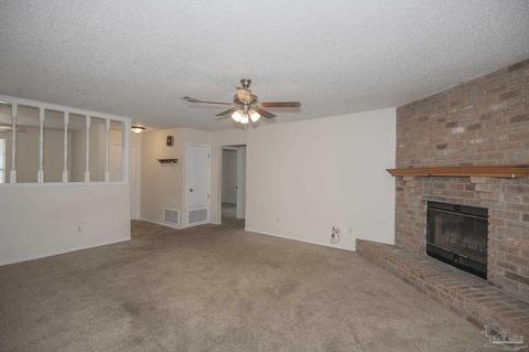3920 Deerwood Cir, Pace, FL 32571 photo 7