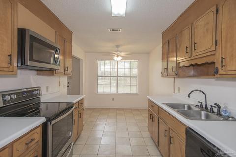 3920 Deerwood Cir, Pace, FL 32571 photo 14