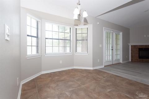 4755 Pierce Ln, Pace, FL 32571 photo 9