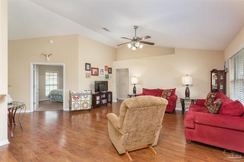 5686 Tucker Cir, Pace, FL 32571 photo 9