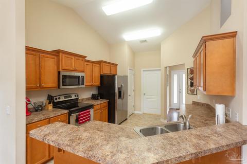 5686 Tucker Cir, Pace, FL 32571 photo 13