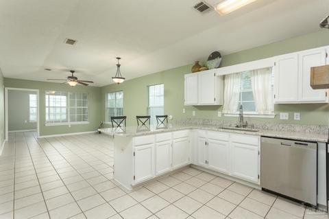 1370 Jasper St, Cantonment, FL 32533 photo 6
