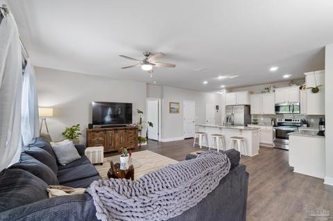 2622 Caldwell Cir, Pace, FL 32571 photo 13