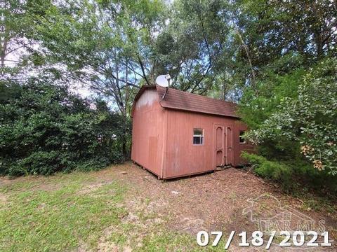 5164 Hamilton Ln, Pace, FL 32571 photo 3